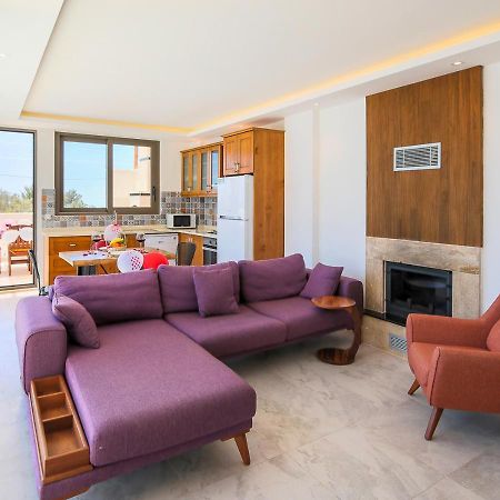 Villa 1 Sleeps 2 Honeymoon Isolated Infinity-Villa Orkide Uzumlu  Εξωτερικό φωτογραφία