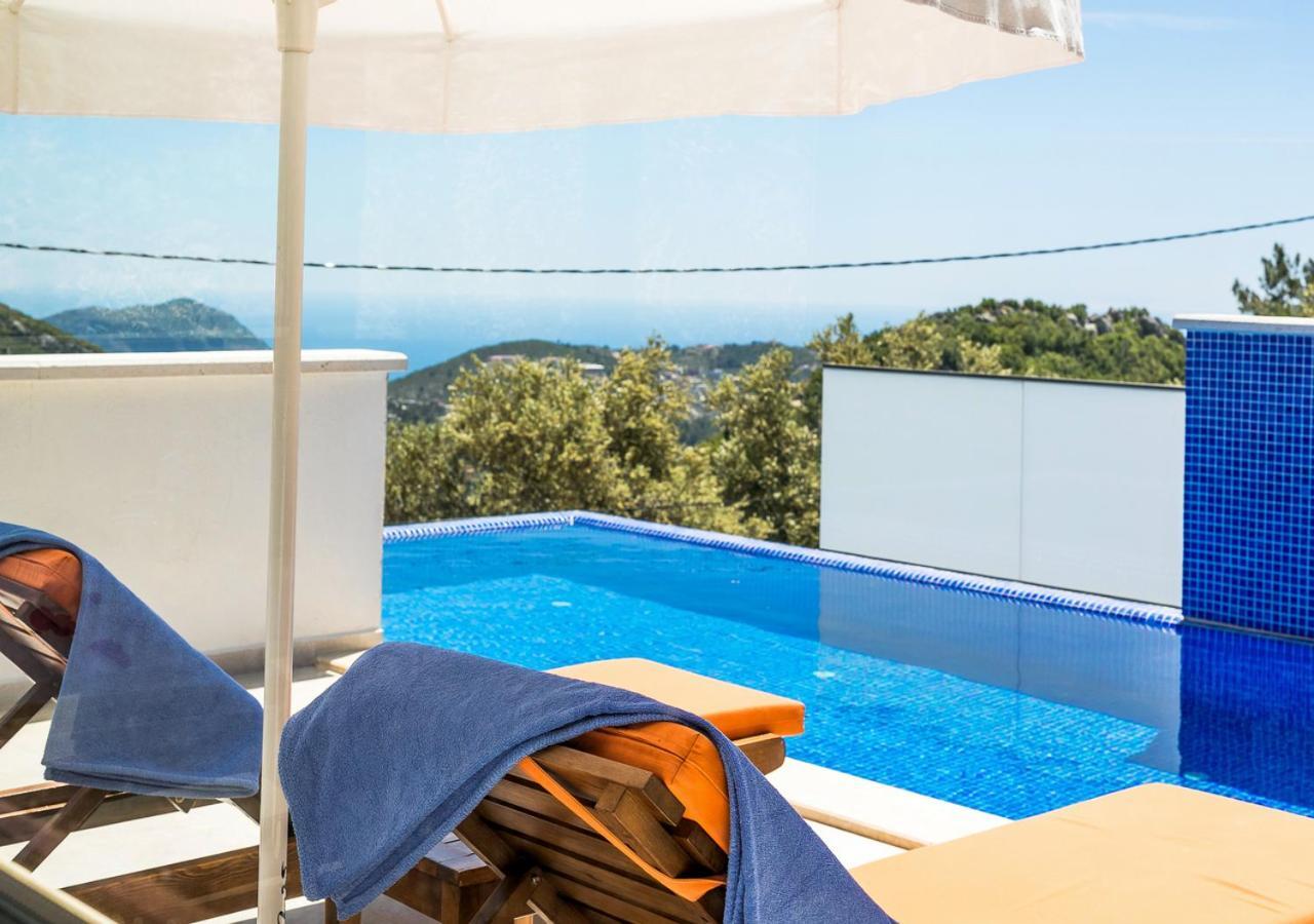 Villa 1 Sleeps 2 Honeymoon Isolated Infinity-Villa Orkide Uzumlu  Εξωτερικό φωτογραφία